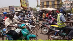 Une ministre de la République en pleine circulation